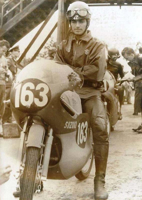 Hugh Anderson inducted as MotoGP Legend