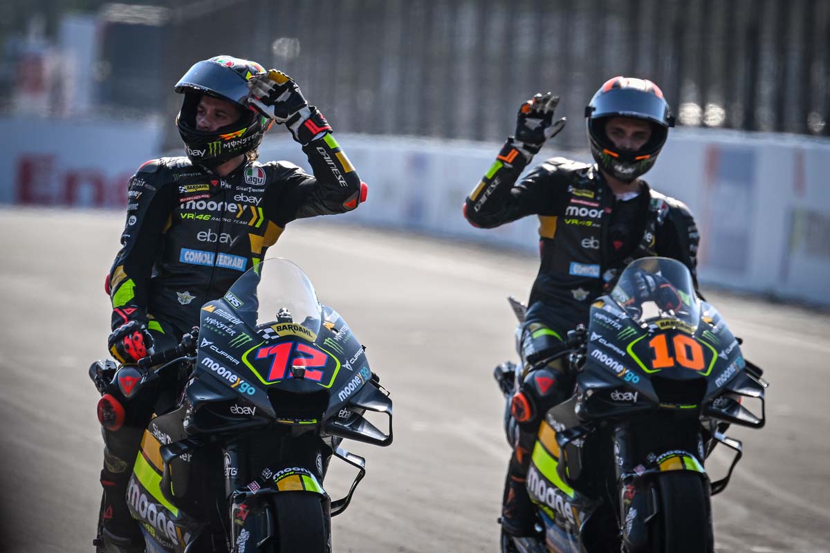 Bezzecchi, Marini re-sign with Mooney VR46