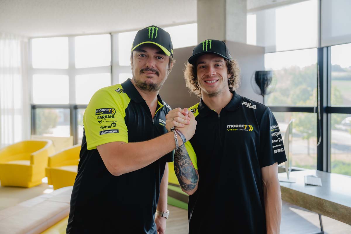 Bezzecchi, Marini re-sign with Mooney VR46