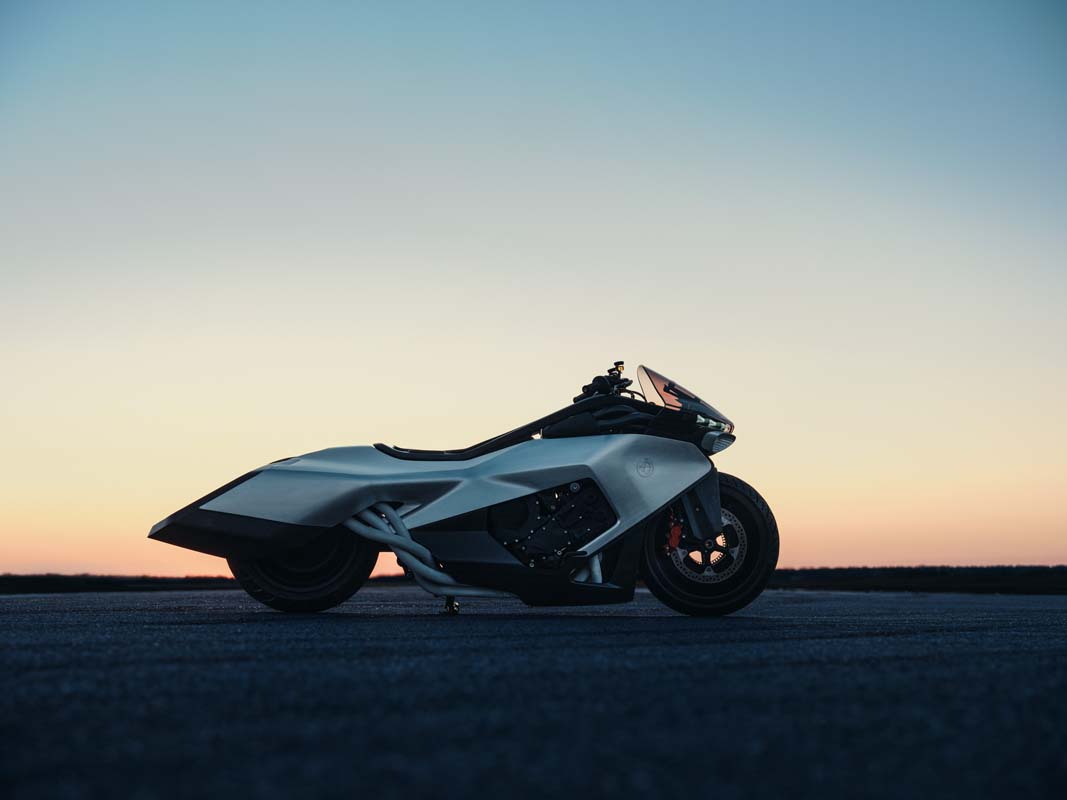 FEATURE - BMW Vision K18 concept