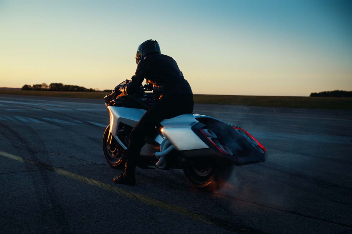 FEATURE - BMW Vision K18 concept