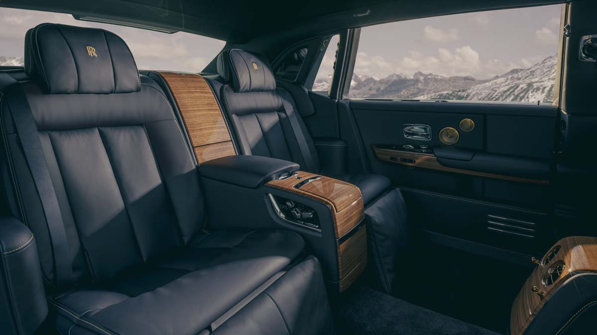 Rolls-Royce ‘Phantom Goldfinger’ makes public debut