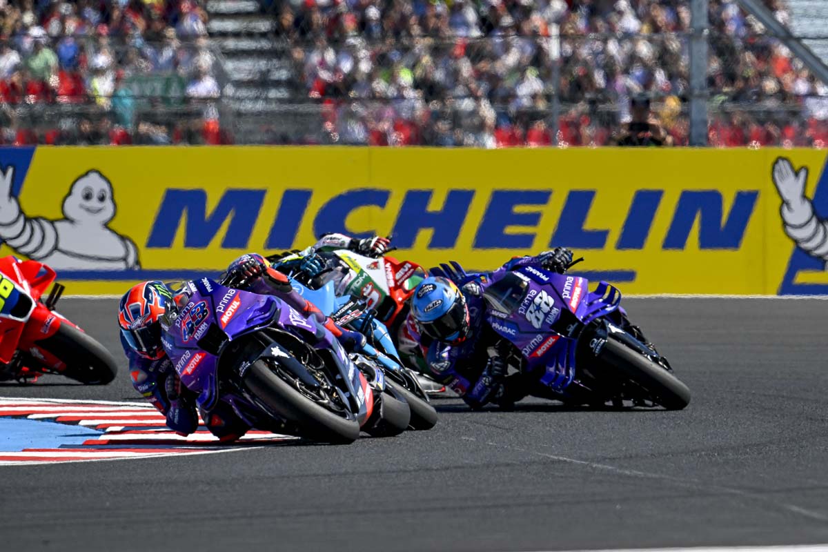 Miller re-signs with Pramac Racing
