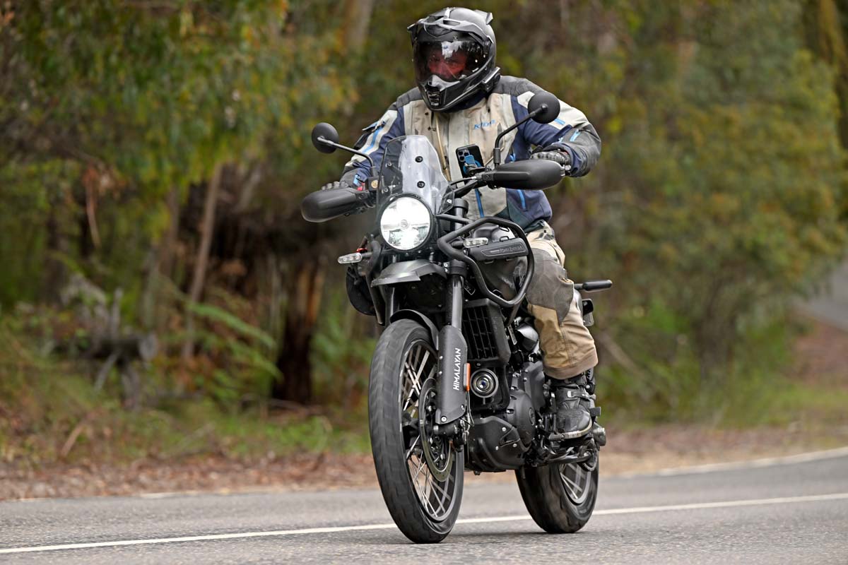 LAUNCH TEST – 2026 Royal Enfield Himalayan 450 Mana Black