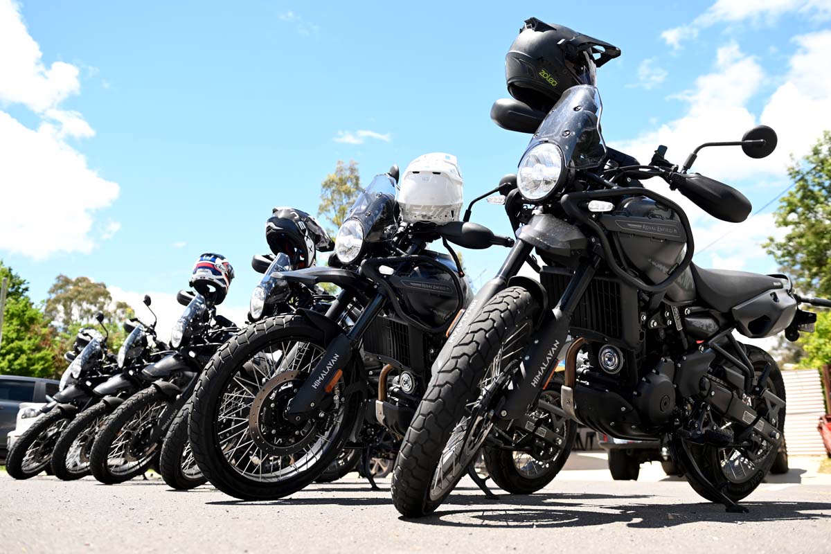 LAUNCH TEST – 2026 Royal Enfield Himalayan 450 Mana Black