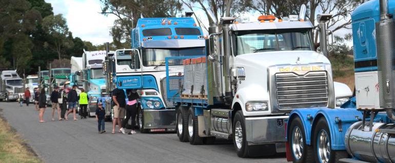 cCastlemaine Rotary Truck Show