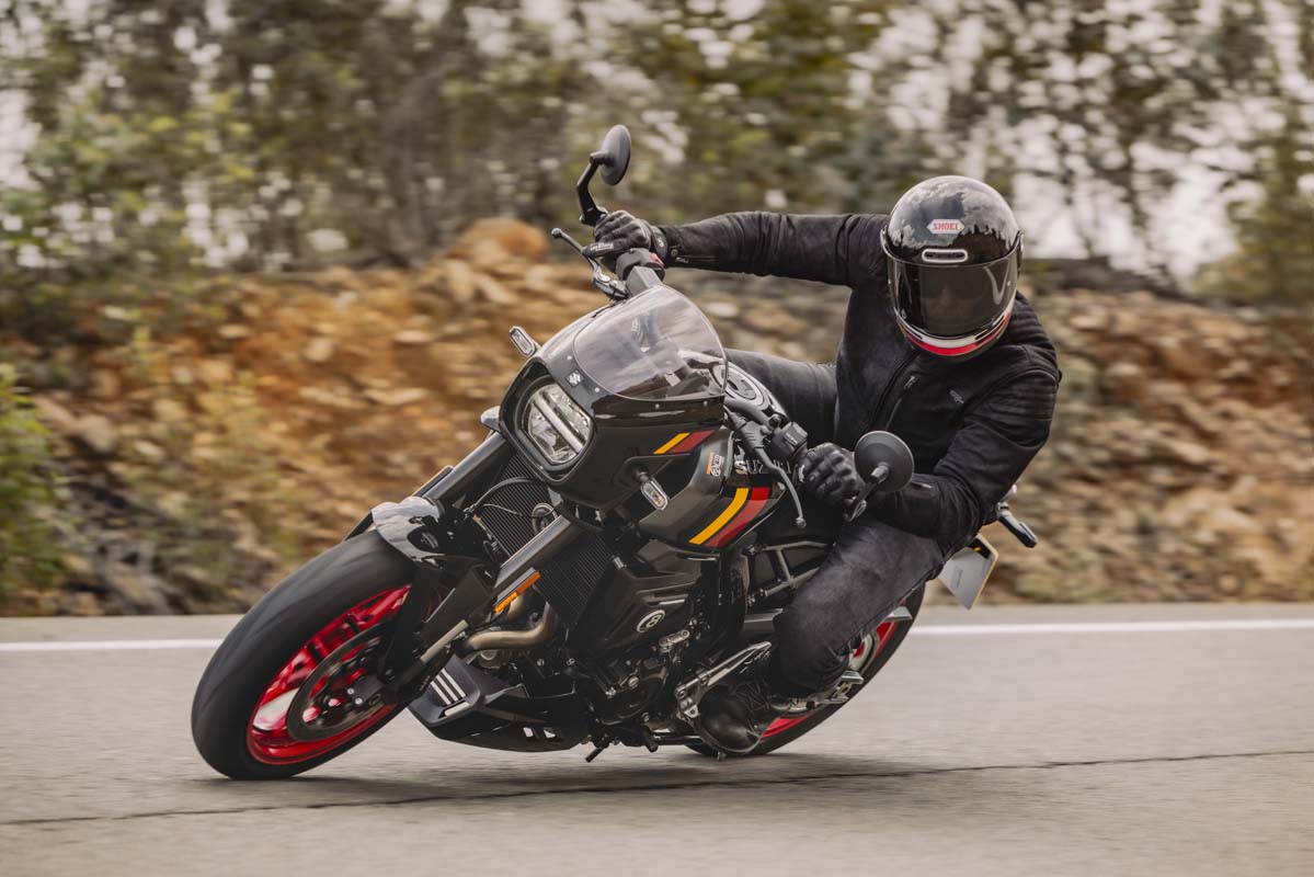 Suzuki unveils GSX-8T and GSX-8TT