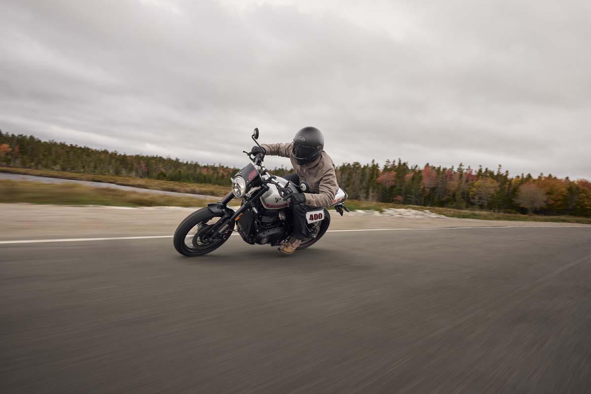 FEATURE - 2026 Triumph Tracker 400 & Thruxton 400