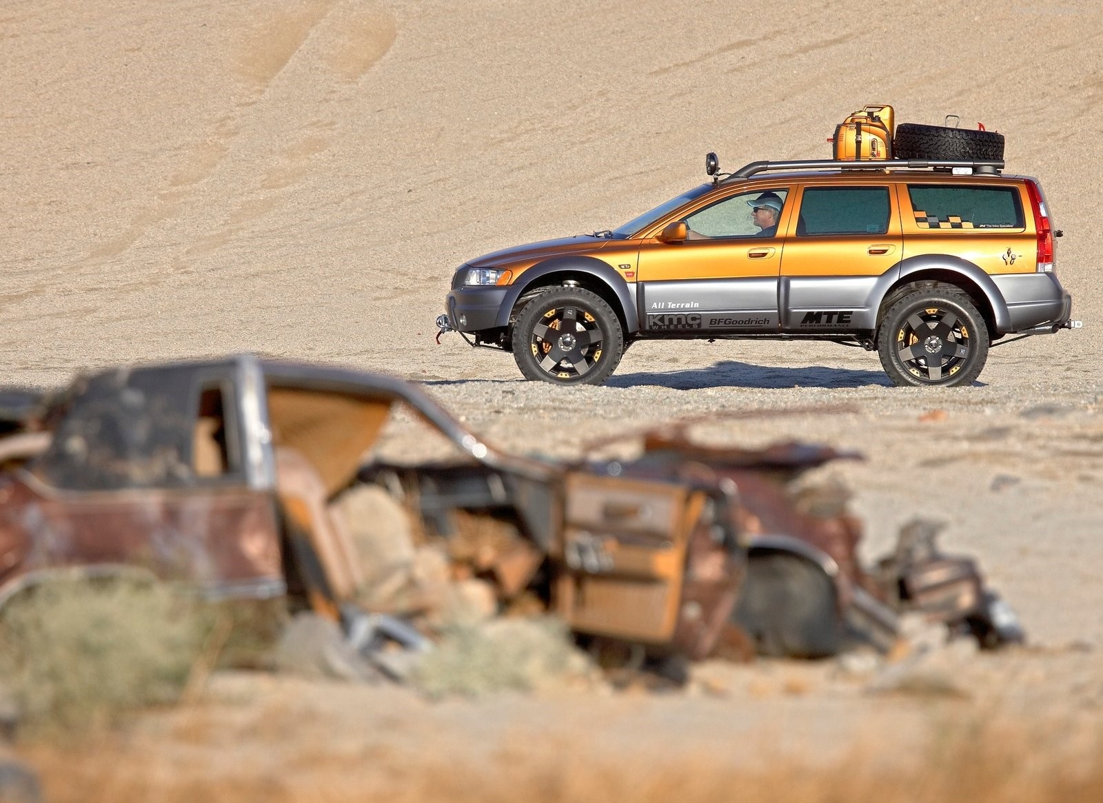 FLASHBACK - 2005 Volvo XC70 AT concept