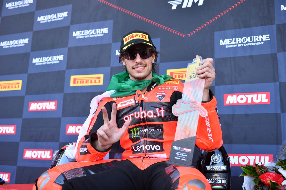 Bulega in, Bautista out at Ducati WorldSBK team