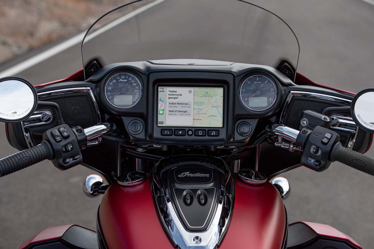 Indian adds Apple CarPlay to MY20 cruisers